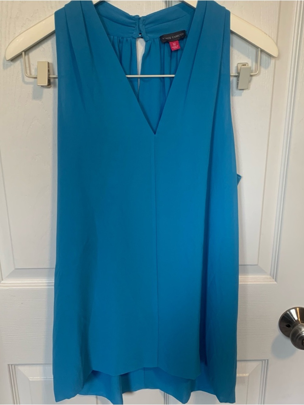 Vince Camuto Turquoise V-Neck Sleeveless Blouse